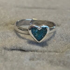 Heart-Shaped Silver Ring with turquoise mosaic inlay Sz 5 1/2